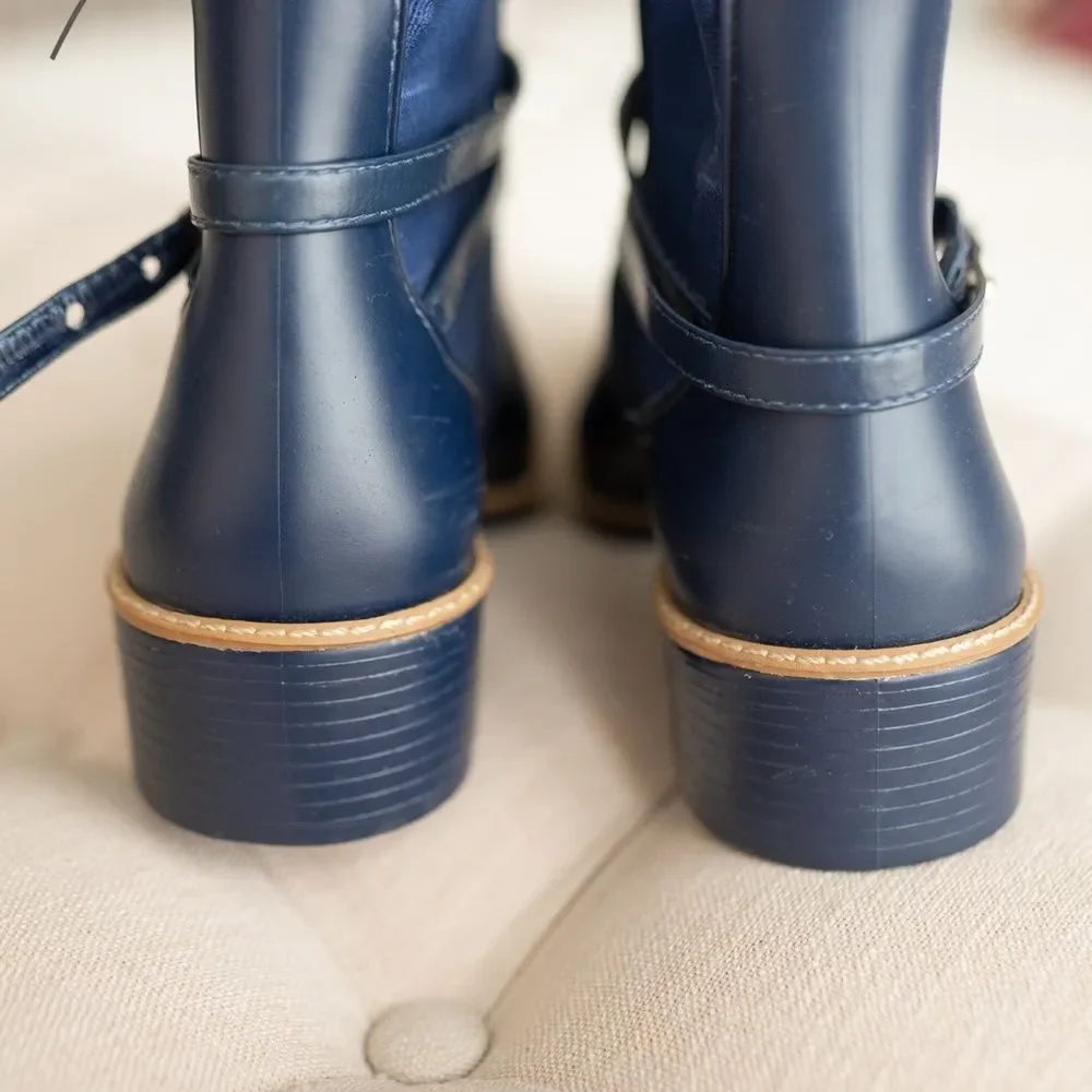Women’s Bernardo Peony Navy Blue Rain‎ Boots size 6/7